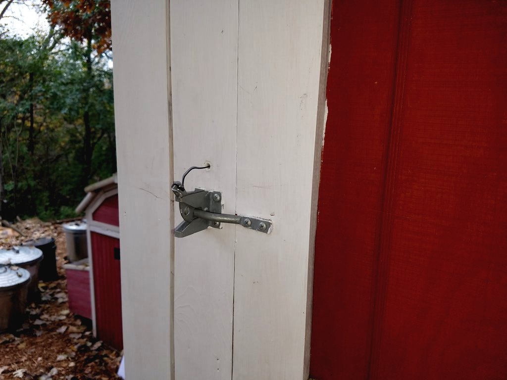 Как построить курятник своими руками? - фото 17