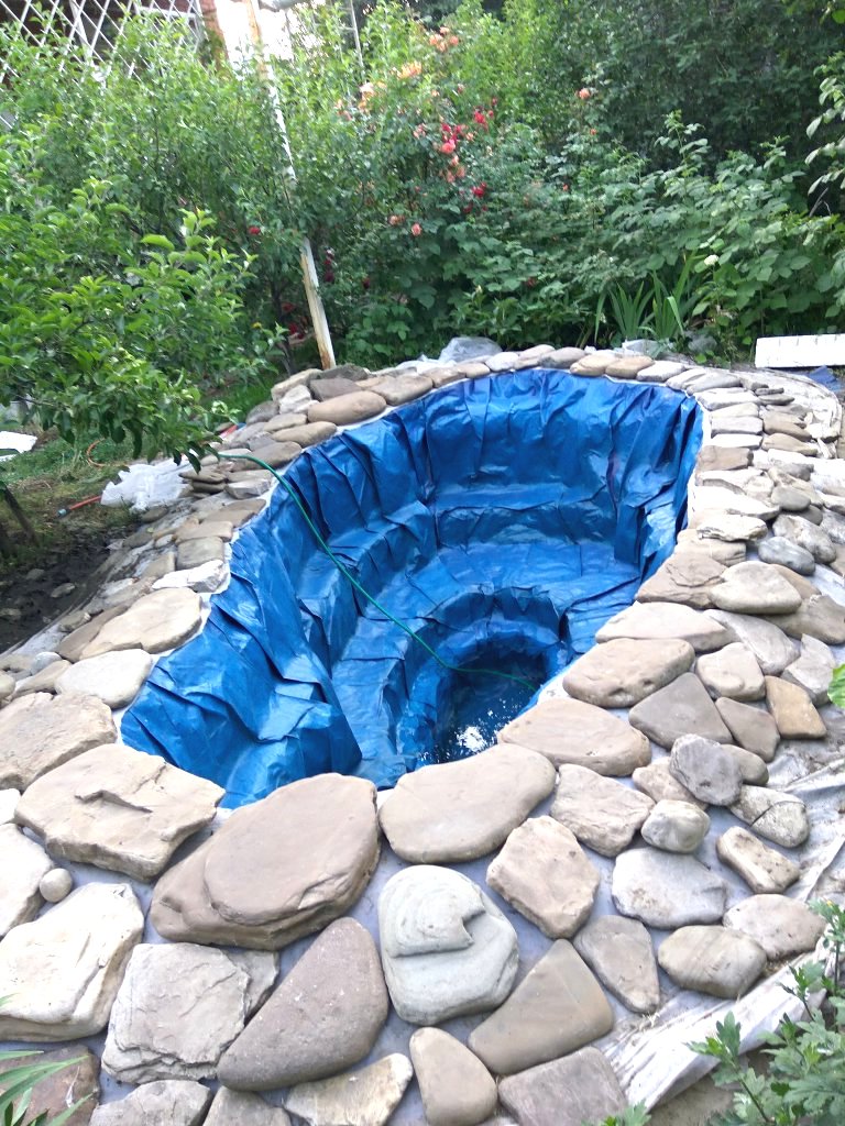 Пруд на даче своими руками - фото 3