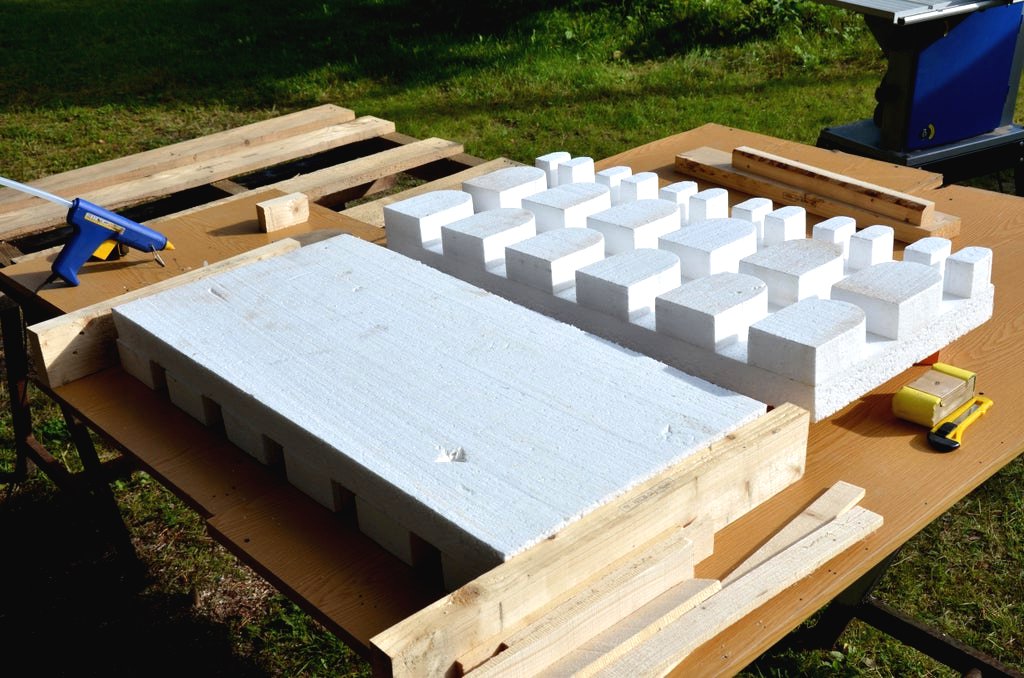 Садовая скамья из цемента - фото 4