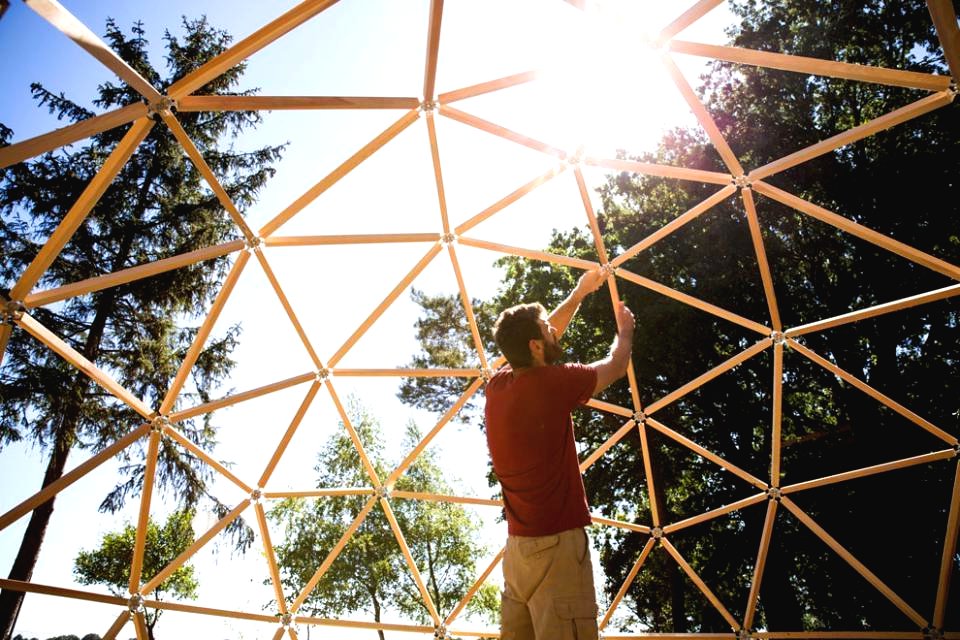 Оригинальный домик на дереве - фото 13