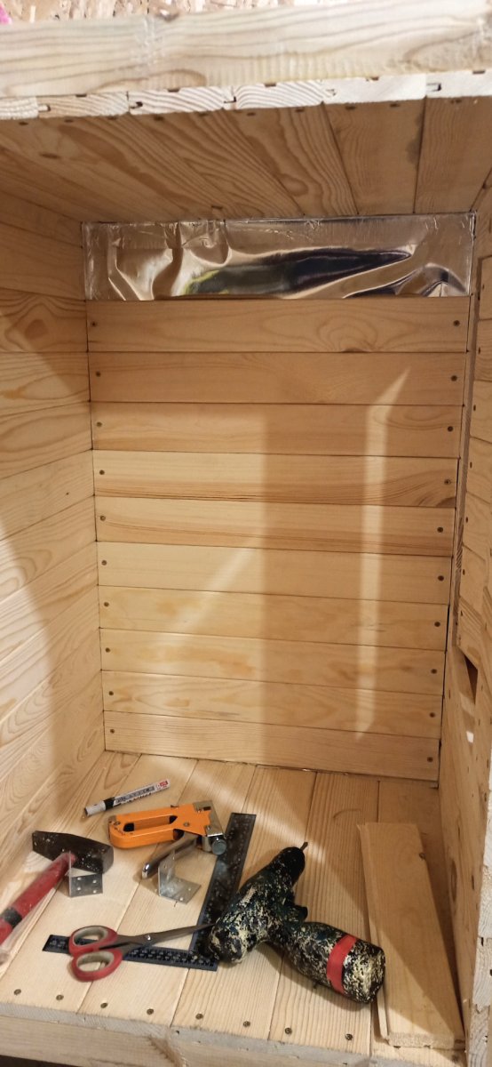 Как собрать коптильню своими руками из дерева? - фото 4
