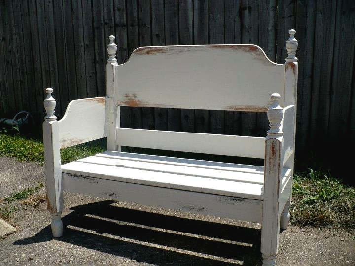 Интересная скамья из старой кровати - фото 9