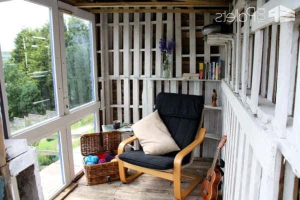 Беседка, сделанная из поддонов - фото 2