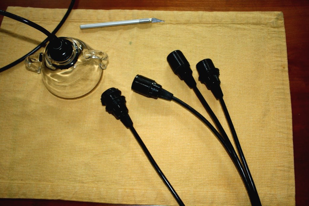 Подвесной светильник из чайного сервиза - фото 9