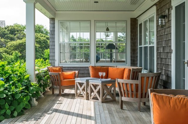 Необычный стул из дерева и бетона - фото 2