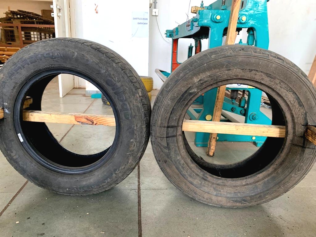 Скамья из автопокрышек - фото 5