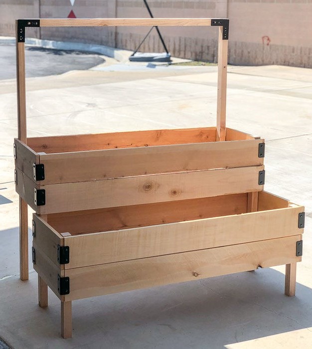 Оригинальная двухуровневая грядка - фото 6