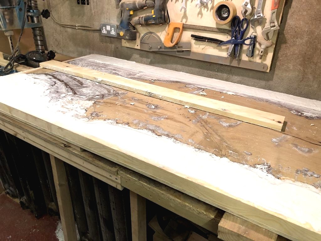 Интересный стол из дуба - фото 16