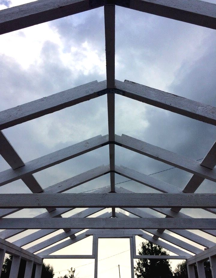 Теплица из деревянного каркаса - фото 5