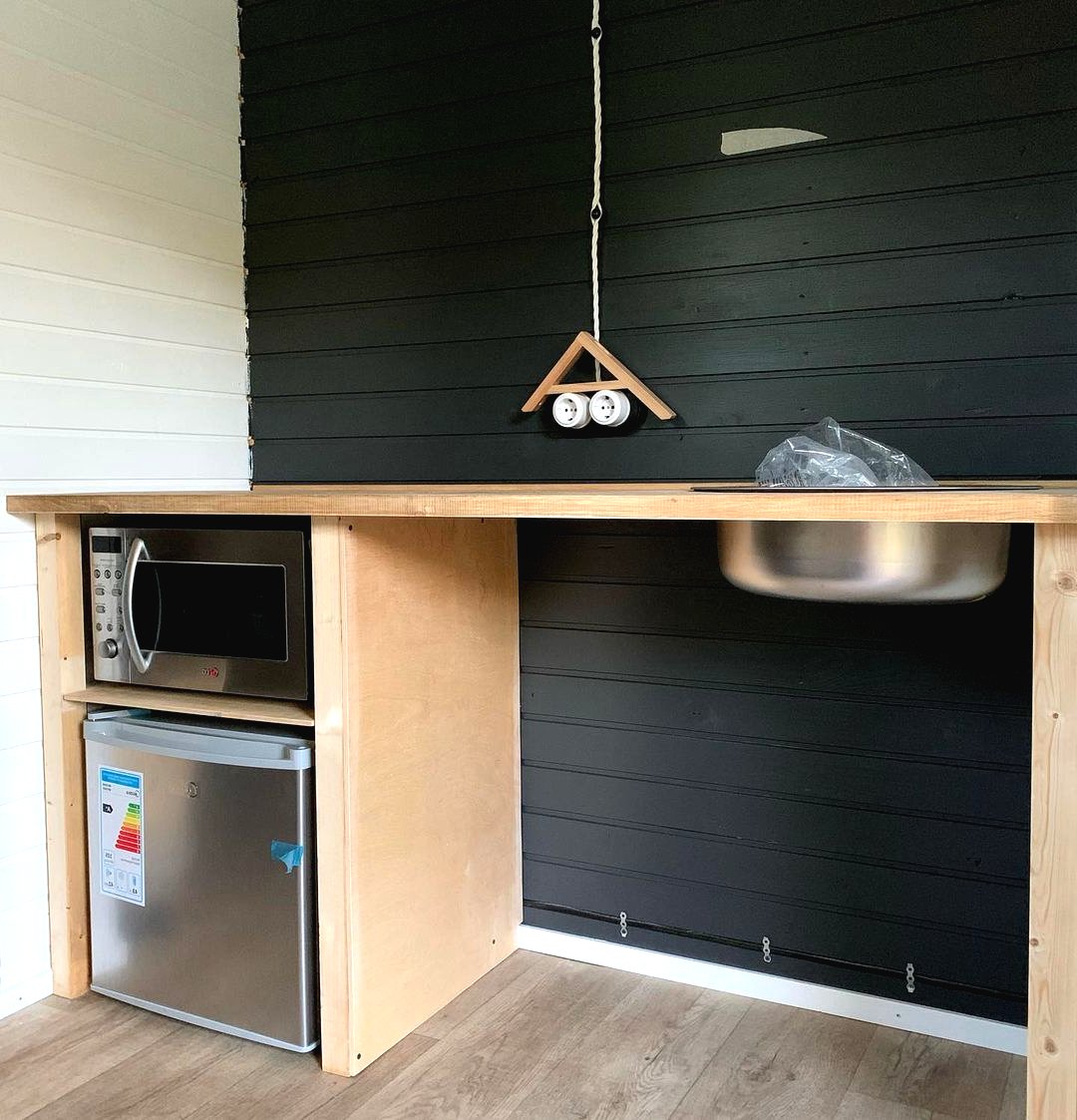 Дом из бытовки для дачи - фото 8