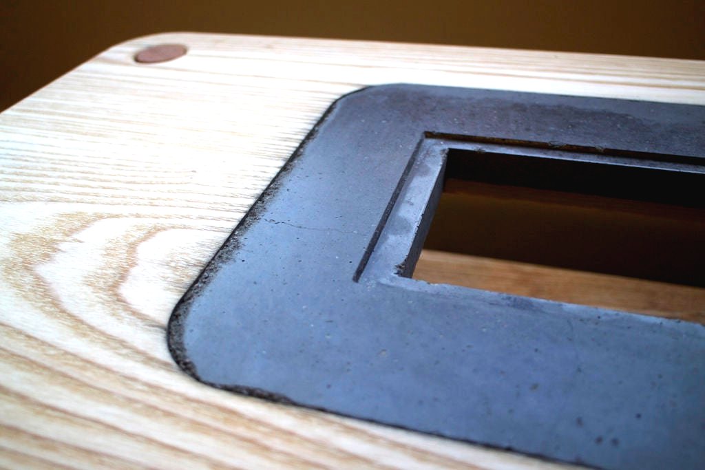 Столик с небольшим очагом в центре - фото 8