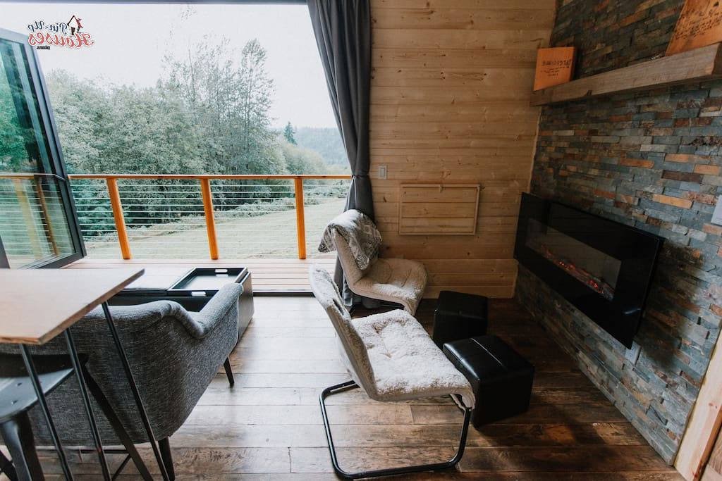 Необычный деревянный дом - фото 4