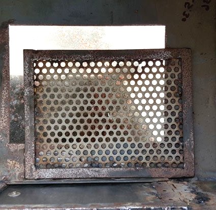 Оригинальная коптильня - фото 12