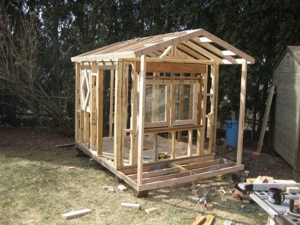 Игровой домик для детей из поддонов - фото 31