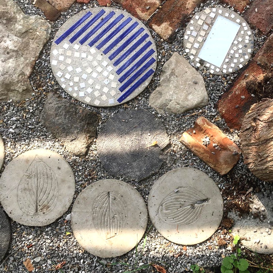 Необычное патио на даче своими руками из подручных материалов - фото 12