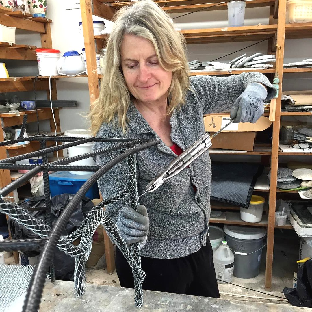 Интересная поделка из бетона - фото 7