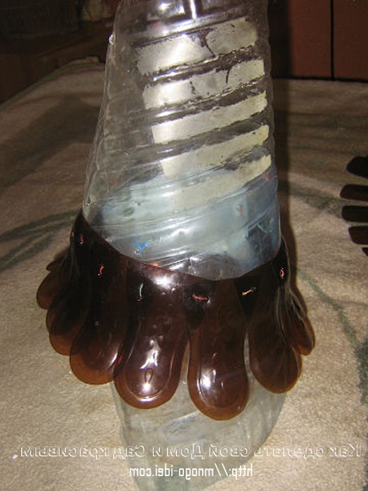 Птица Глухарь из пластиковых бутылок - фото 15