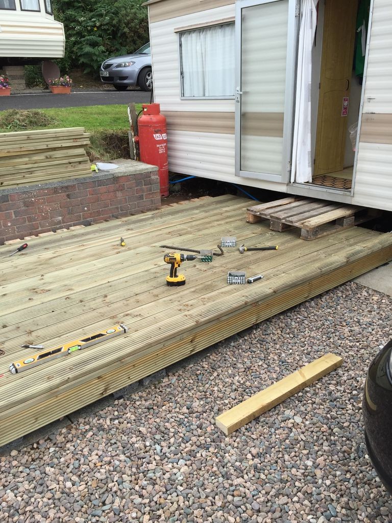 Терраса из поддонов - фото 6