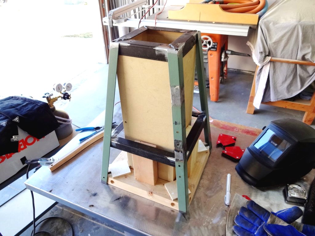 Простой высокий стул - фото 10