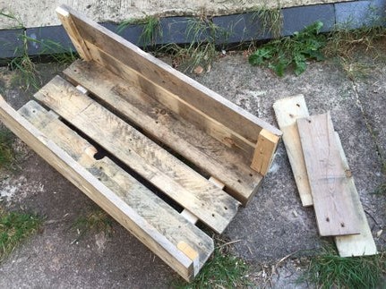 Грядка из поддонов - фото 4