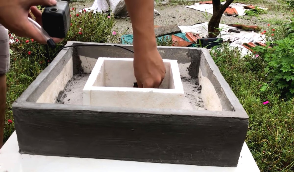 Фонтан из цемента - фото 21