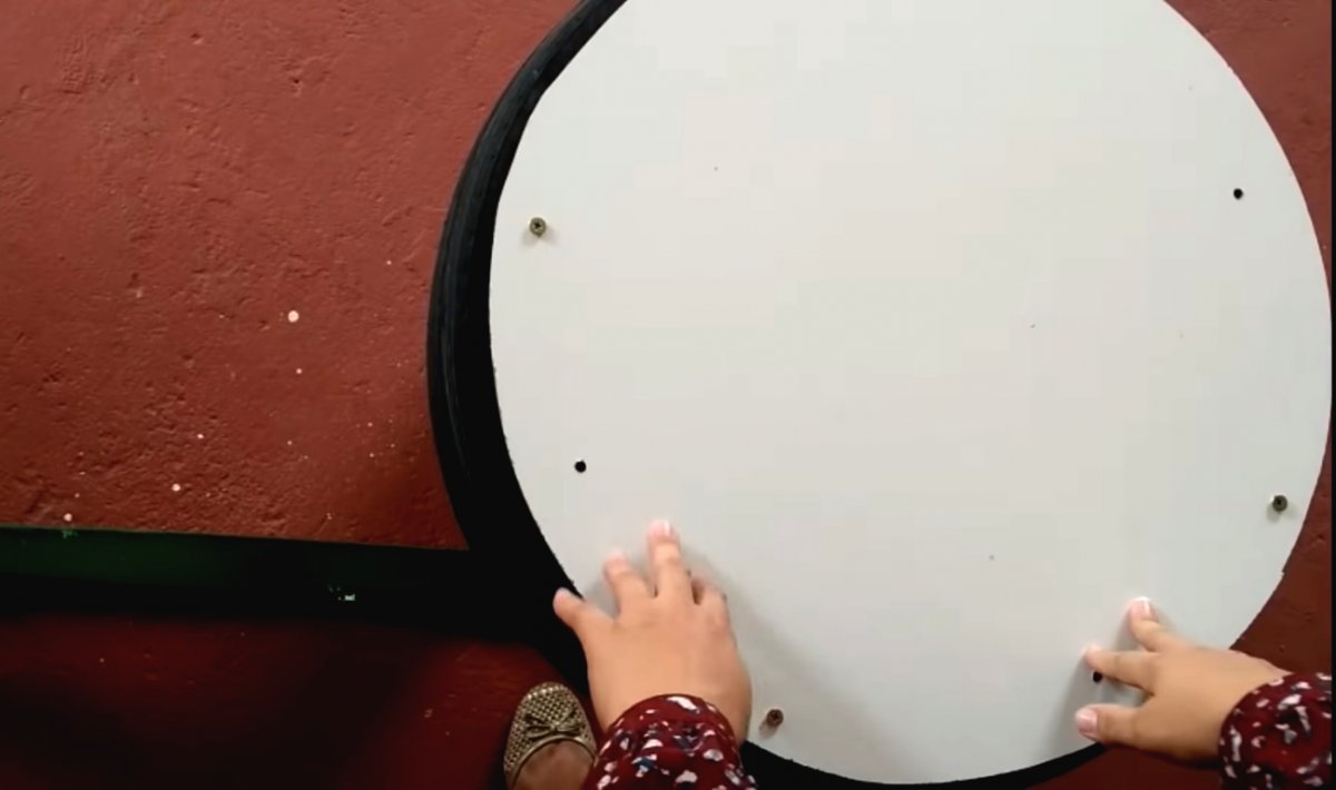 Оригинальный пуф из автопокрышки - фото 2