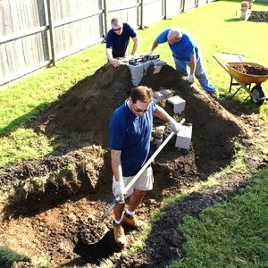Небольшой водопад с прудом - фото 3