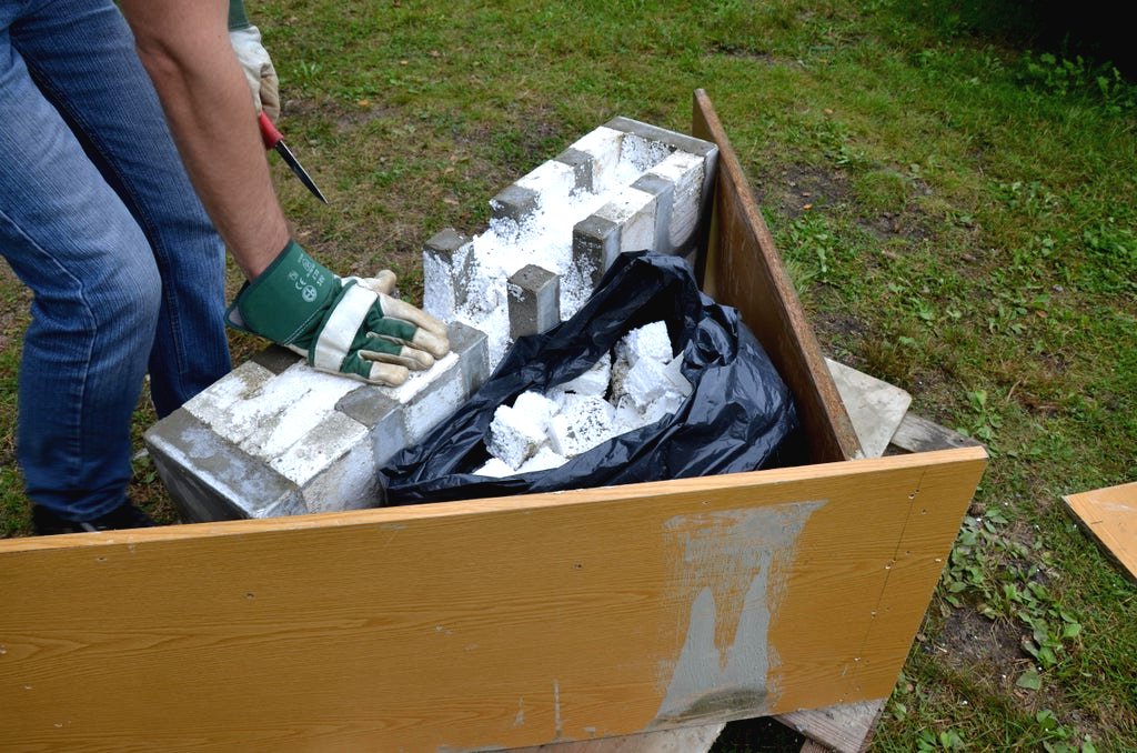 Садовая скамья из цемента - фото 16