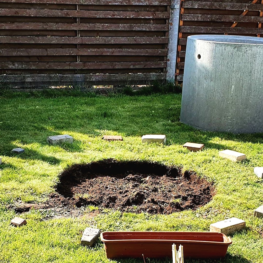 Как можно красиво оформить клумбу для цветов своими руками - фото 3