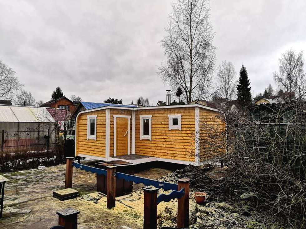 Необычная угловая баня - фото 12