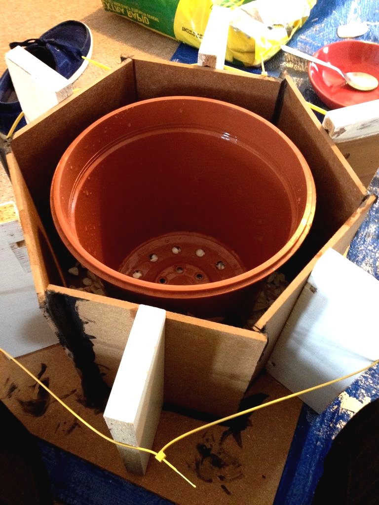 Шестигранный горшок из бетона - фото 5