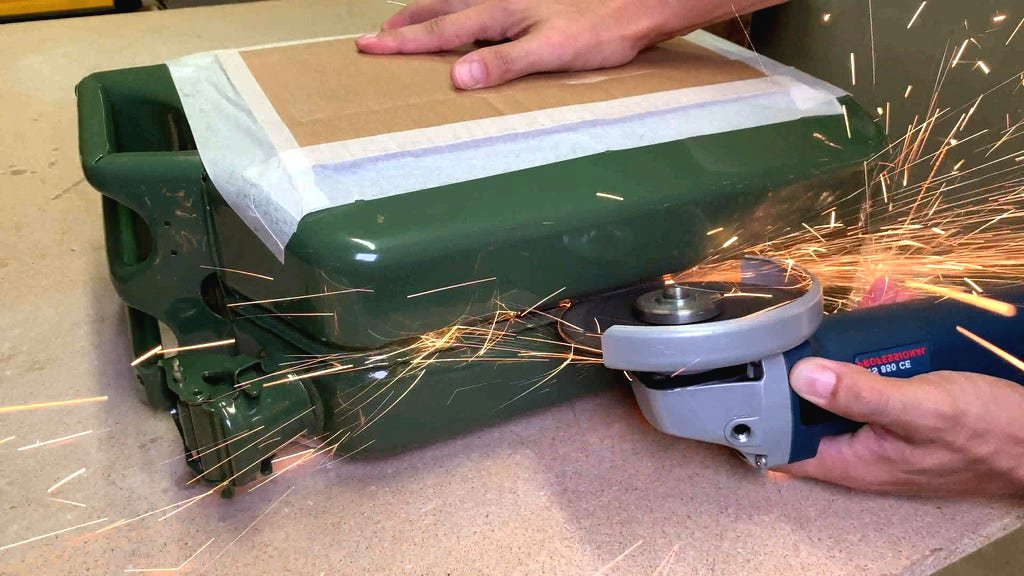 Чемодан из канистры своими руками - фото 3