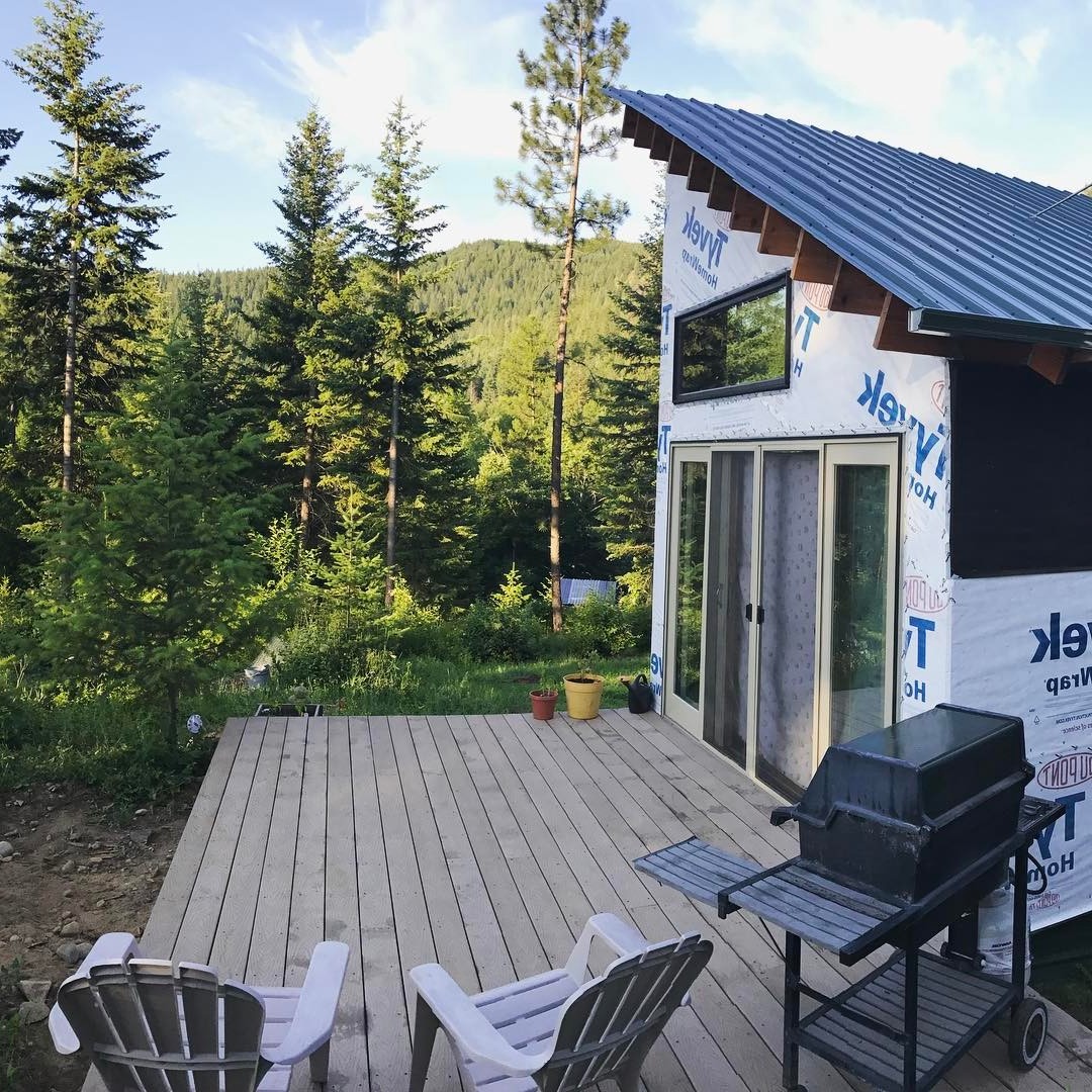 Дом с односкатной крышей в горах - фото 12