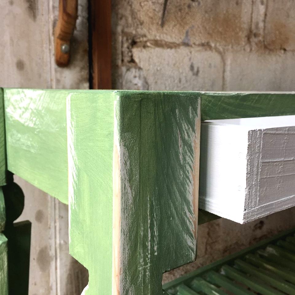 Винтажный стол из поддона - фото 8