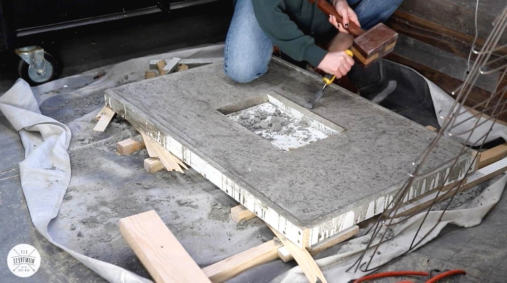 Стол с очагом в центре - фото 3