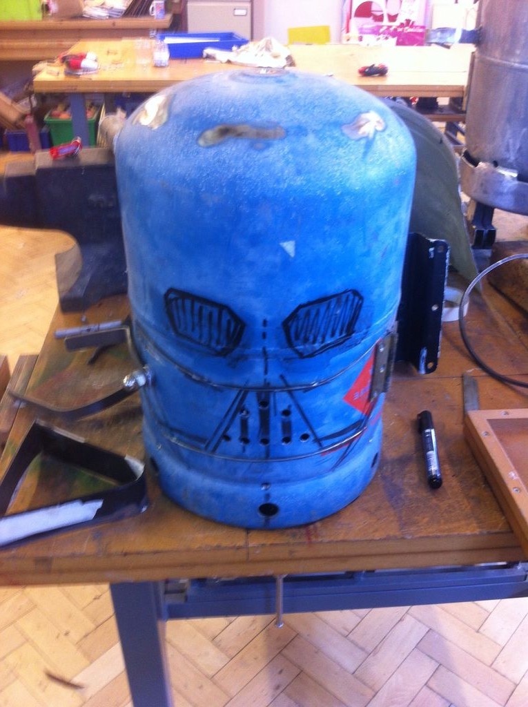 Необычная печь из газового баллона - фото 3