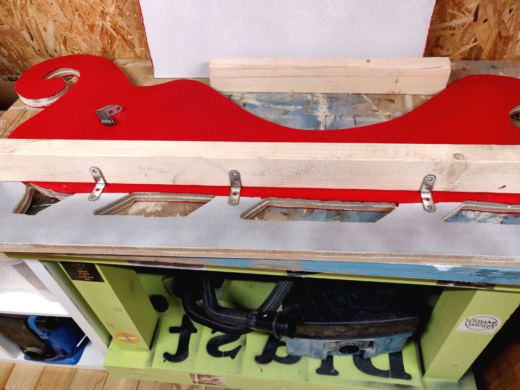 Рождественские сани из фанеры - фото 13