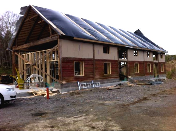 Необычный дом с видом на озеро - фото 10