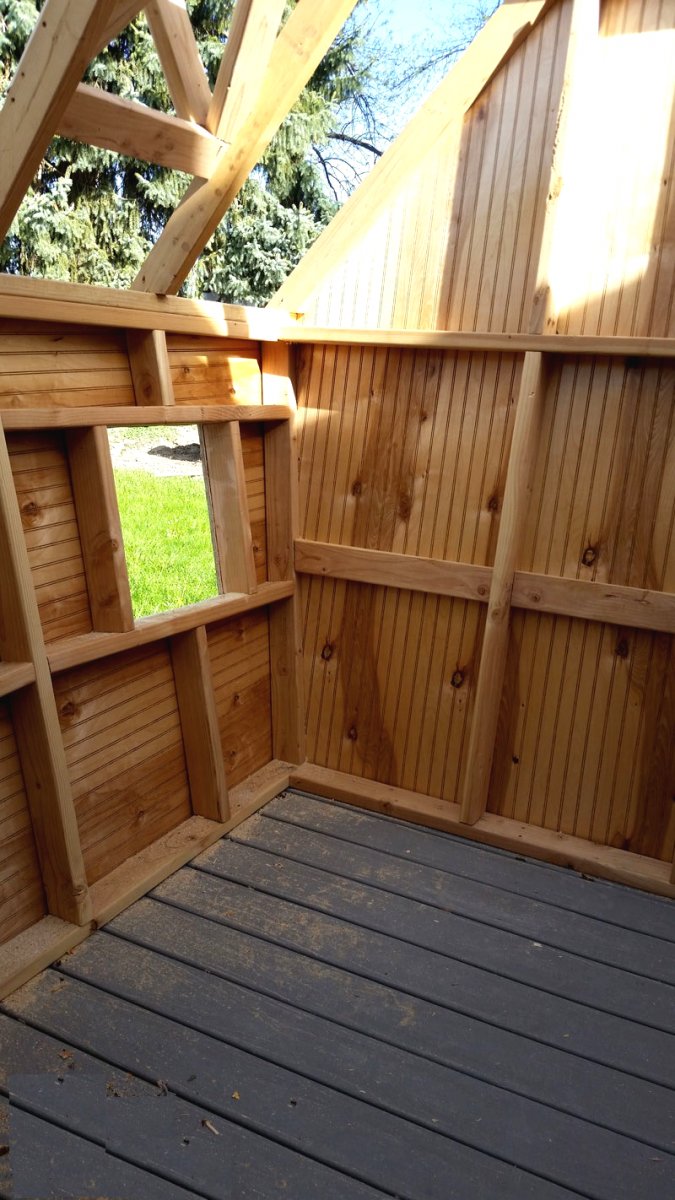 Детский игровой деревянный домик на даче - фото 3