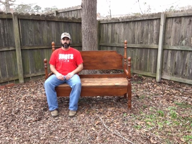 Собрать скамью из старой кровати - фото 8