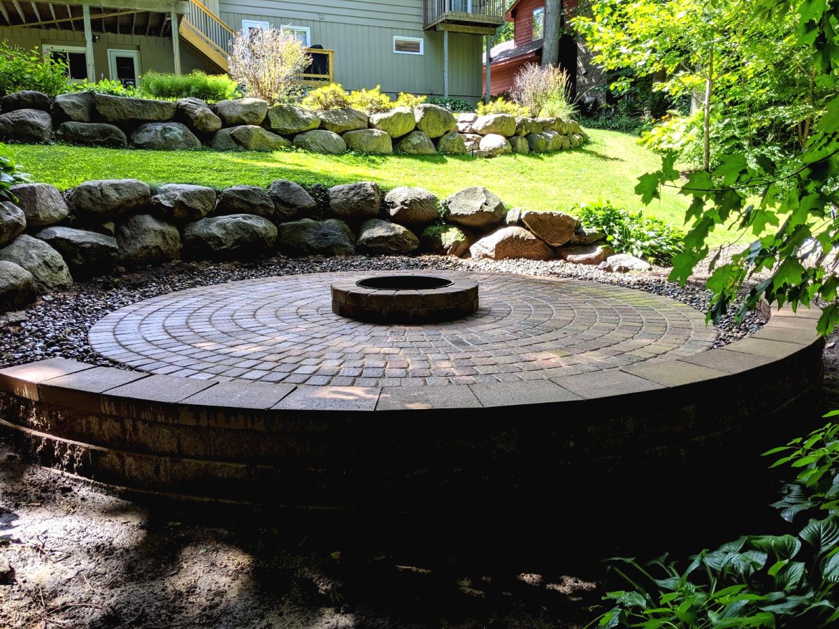 Кострище на даче своими руками - фото 18