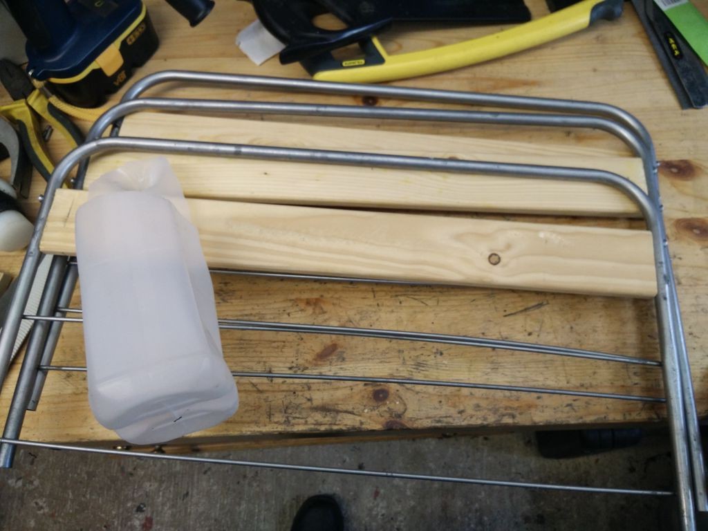 Подвесные горшки из пластиковых бутылок - фото 4