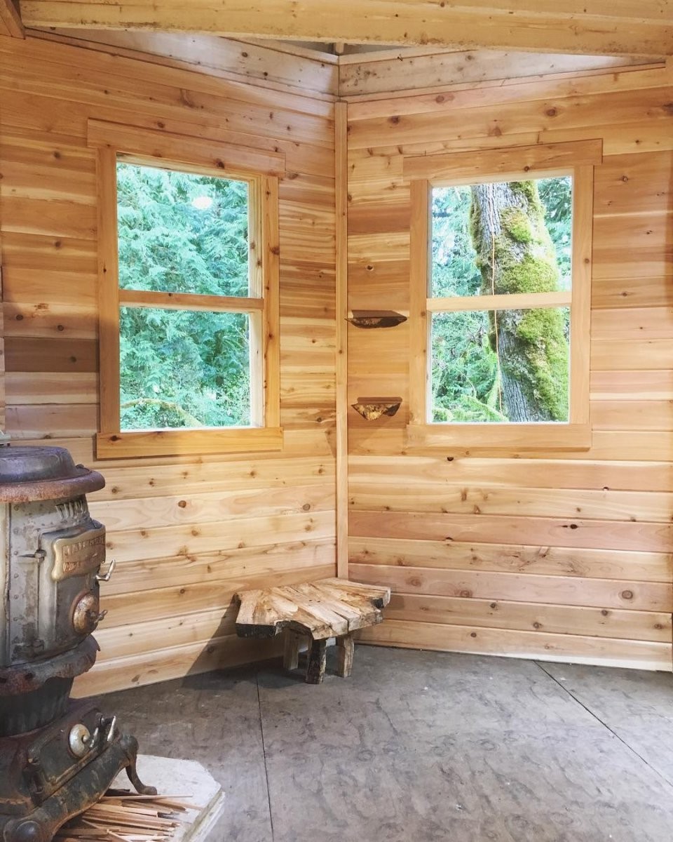 Дом с необычной крышей - фото 14