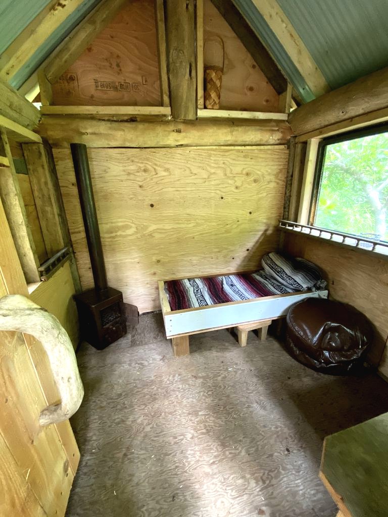 Строим детский домик из дерева на даче - фото 11