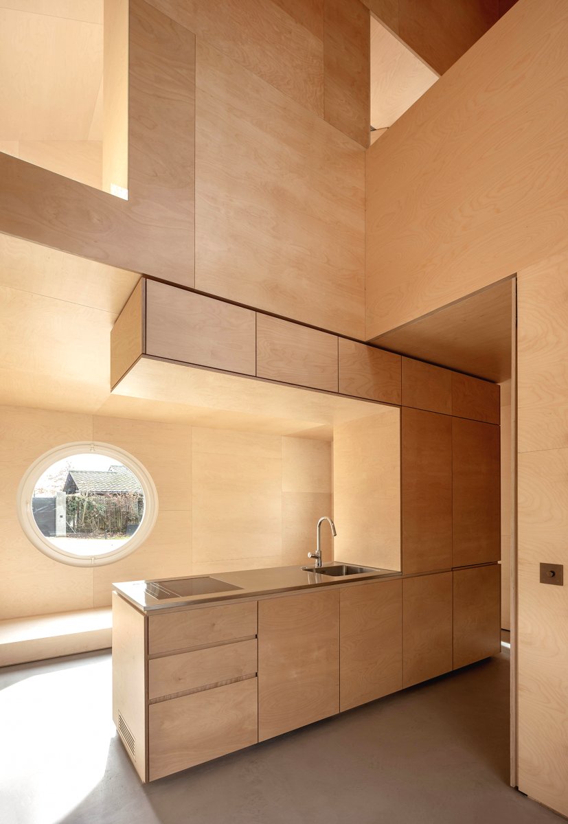 Двухэтажный дом из гаража - фото 4