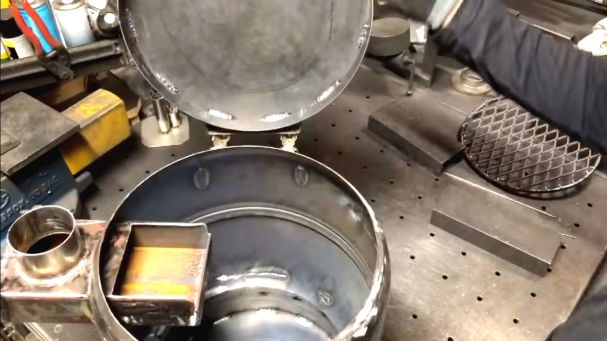 Буржуйка из старого газового баллона - фото 47