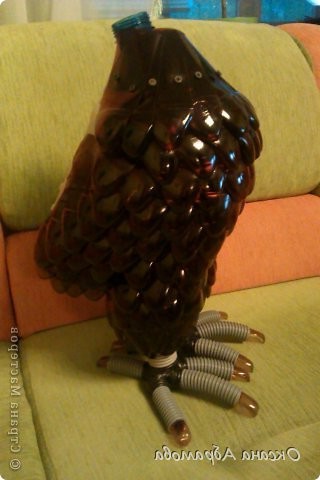 Филин из пластиковых бутылок - фото 15