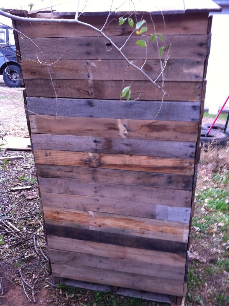 Туалет из поддонов - фото 6