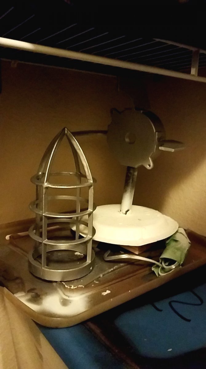 Необычная лампа в форме ракеты - фото 10