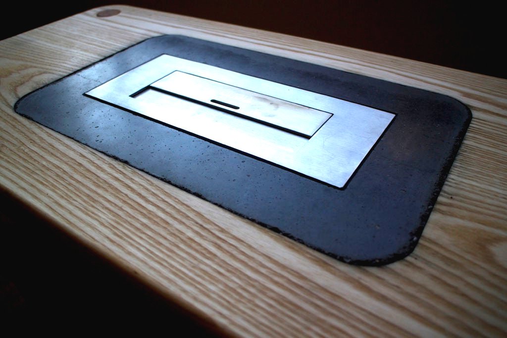 Столик с небольшим очагом в центре - фото 13